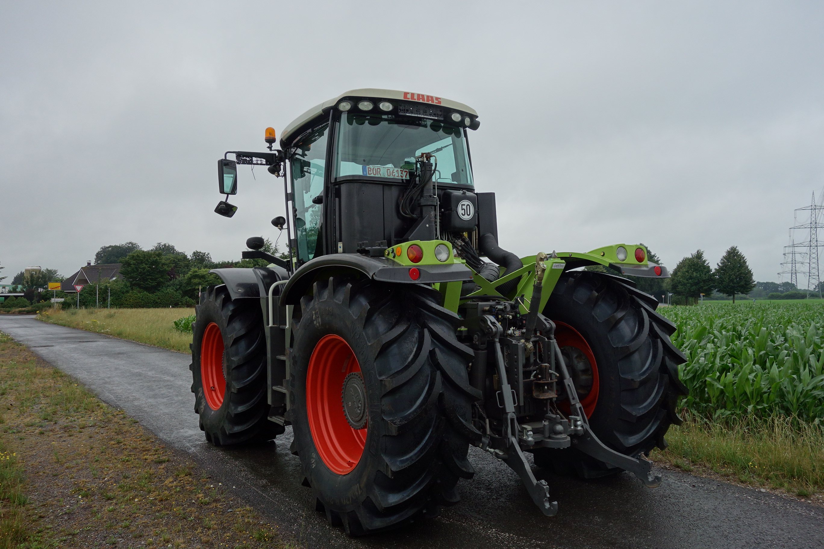 Claas Claas Xerion 3300 Trac Vc Neu Bereift Landmaschinen